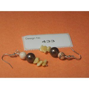 Coral Gemstone Earring  Diplomacy, quieting emotions, visualization 433